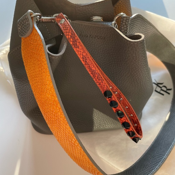 Find Kapoor bag - Picture 2 of 4